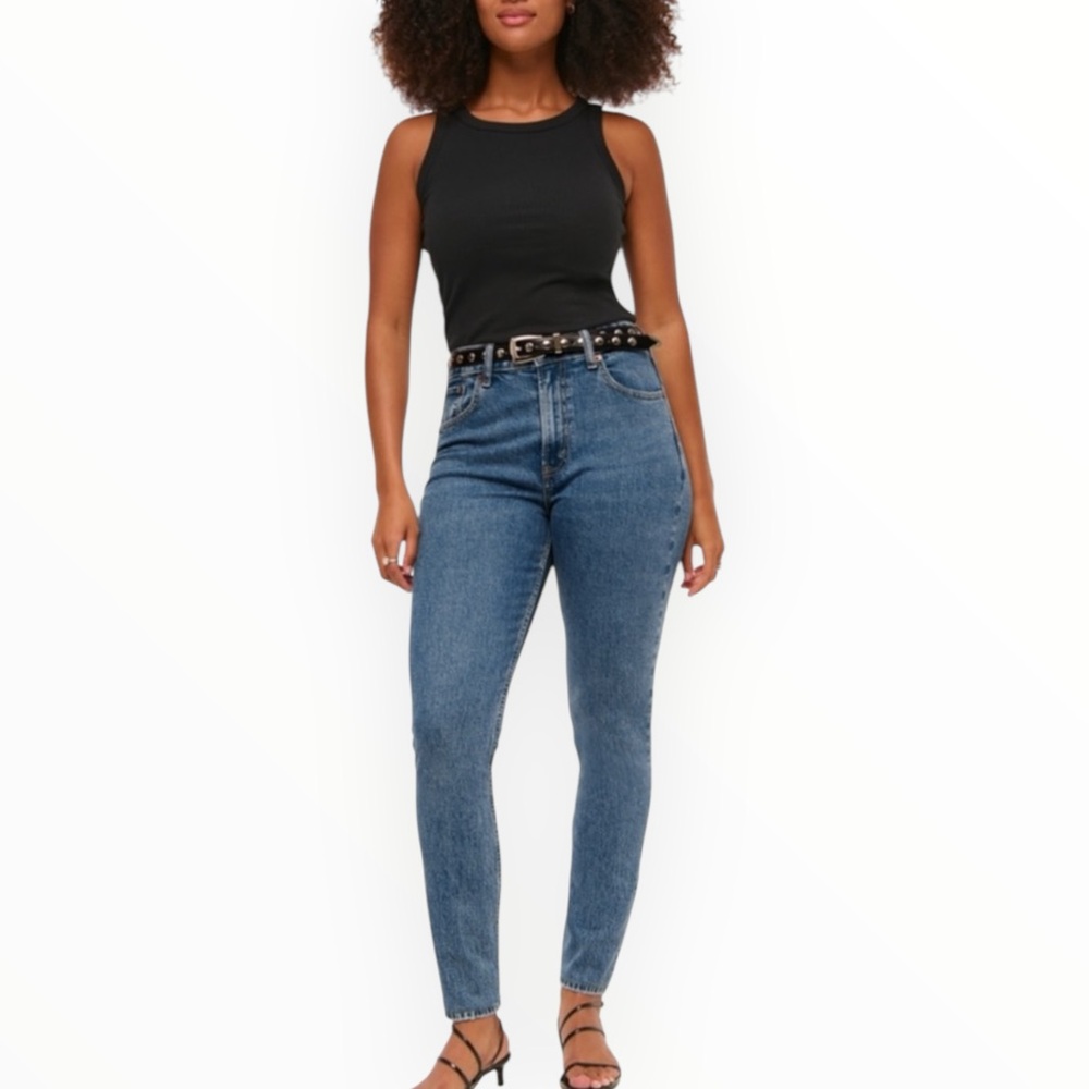 Abercrombie & Fitch The Skinny High Rise Medium Wash Jeans Size 30/10 Long